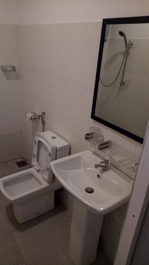 Golden Beach Inn Trikunamalaja Zewnętrze zdjęcie